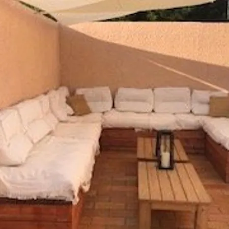 Climatise Avec Piscine, Terrasse Et Parking, - Fr-1-251-775 *